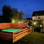 Backesgarten Fuer 22 Personen Vakantiehuis Neichen