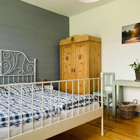 Backesgarten Für 22 Personen Сasa de vacaciones *