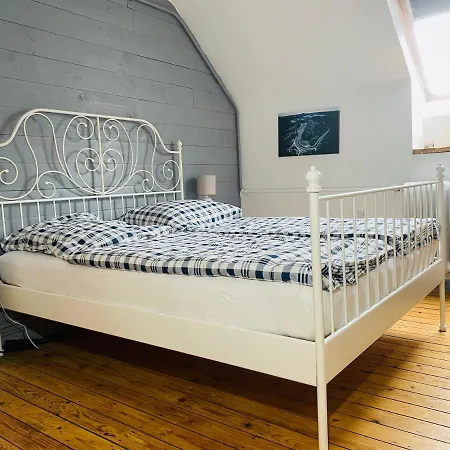 Backesgarten Für 22 Personen Сasa de vacaciones Neichen