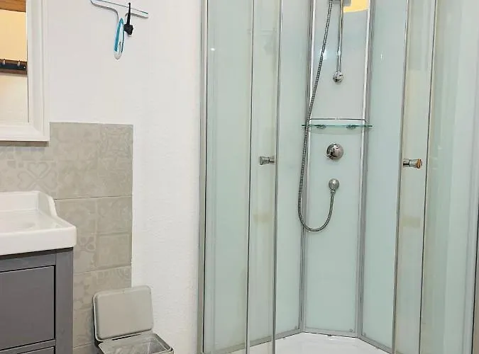 Backesgarten Fuer 22 Personen Prázdninový dům Neichen